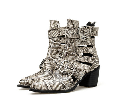 Μοντέρνες γυναικείες μπότες με πόρπη και φερμουάρ σε δύο χρώματα