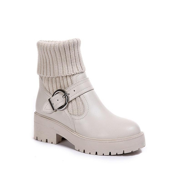 Női alkalmi csizma csattal fehér és fekete színben