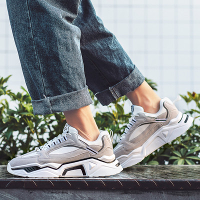 Model NOU de adidasi barbati cu sireturi si talpa aspra in trei culori