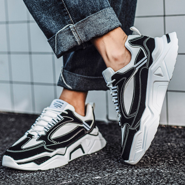 Model NOU de adidasi barbati cu sireturi si talpa aspra in trei culori