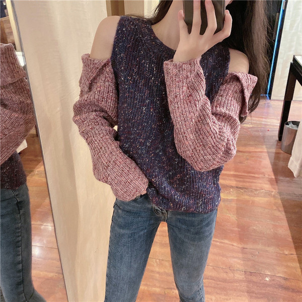 Pulover de dama modern cu decolteu oval si umerii goi