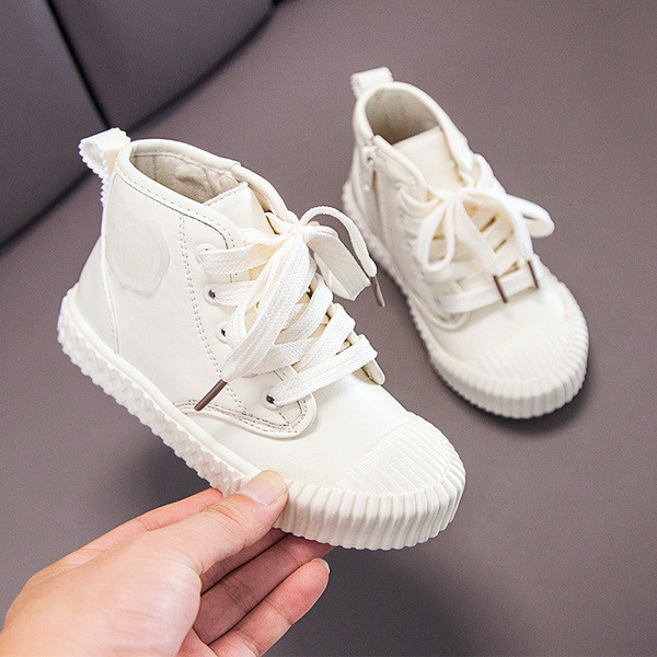 Modern, lapos talpú és nyakkendős gyerekcipő lányoknak négy színben