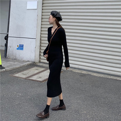 Rochie lungă, tricotată, de culoare verde și negru