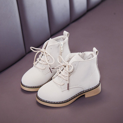 Παιδικές μπότες για κορίτσια με φερμουάρ και κορδόνια σε τρία χρώματα