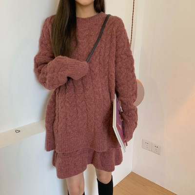 Pulover lung și larg în mov