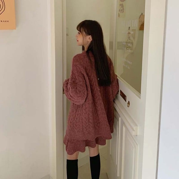 Pulover lung și larg în mov