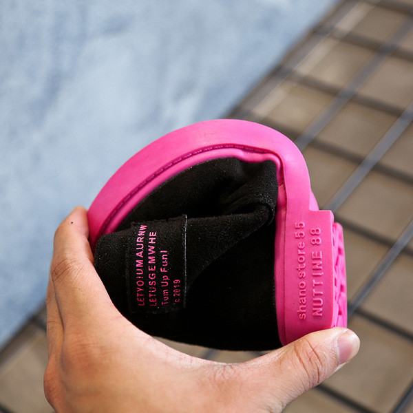 Alkalmi gyerekcsizma cipzárral és lapos talppal barna és fekete színben