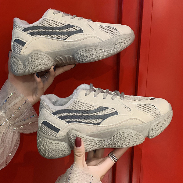 Γυναικεία αθλητικά καθημερινά παπούτσια casual  σε τρία χρώματα