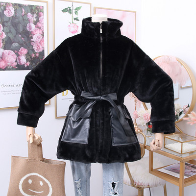 Νέο μοντέλο μοντέρνο γυναικείο παλτό με τσέπες και ζώνη σε μαύρο, λευκό και καφέ χρώμα