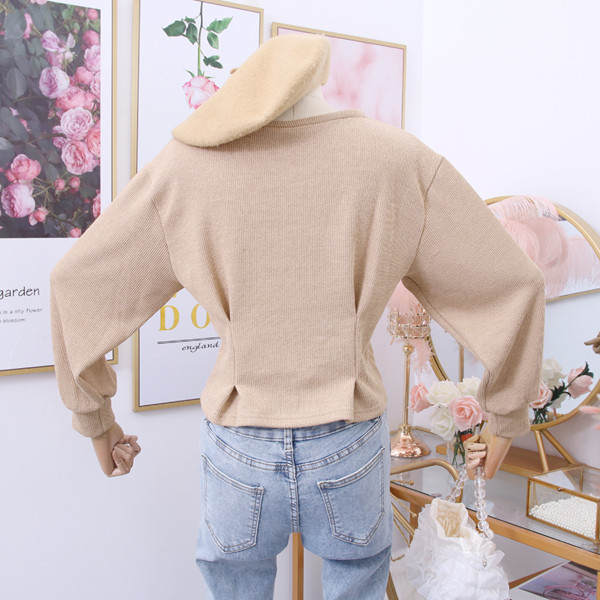 Νέο μοντέλο καθημερινή γυναικεία μπλούζα με κουμπιά και λαιμόκοψη