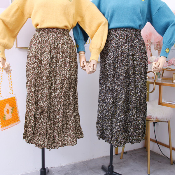 Fusta de dama model nou cu model in maro, albastru si negru