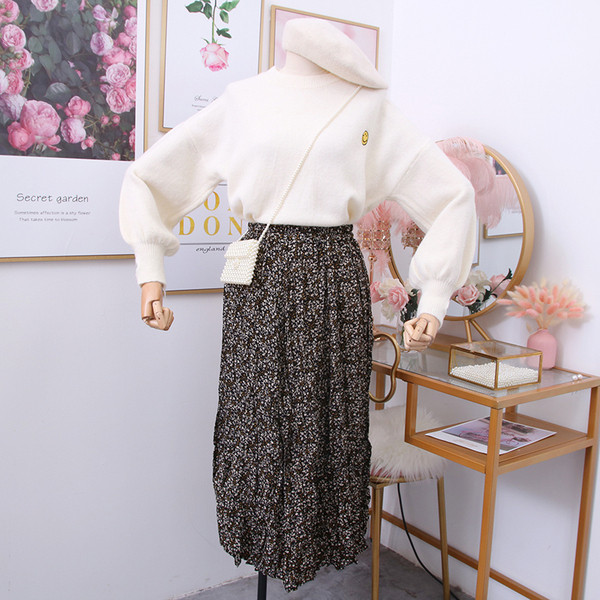 Νέο μοντέλο γυναικεία μπλούζα  με λαιμόκοψη O σε κίτρινο, λευκό, μπλε και πράσινο χρώμα