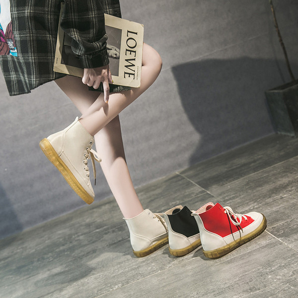 Alkalmi női tornacipő fehér, piros és fekete színben