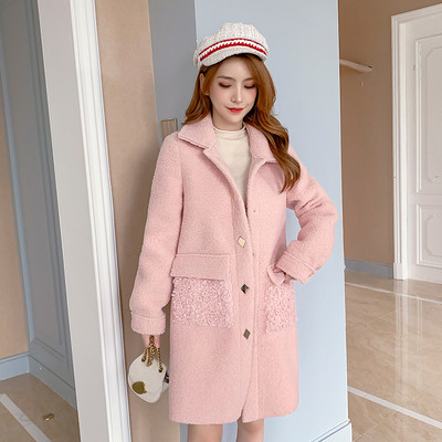 Új modell női kabát bézs, rózsaszín és fehér gombokkal