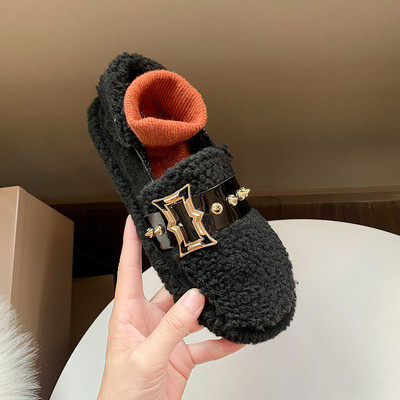 Γυναικεία casual χειμωνιάτικα παπούτσια σε μαύρο και άσπρο χρώμα