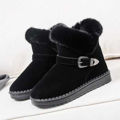 Modern női csizma puha béléssel és csattal szürke, barna és fekete színben