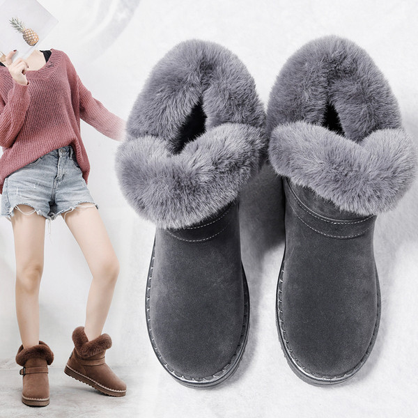 Modern női csizma puha béléssel és csattal szürke, barna és fekete színben