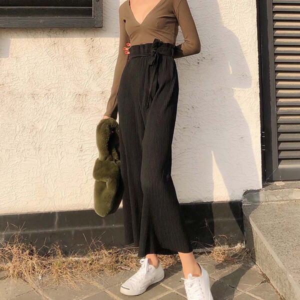 Női redős nadrág derékkötővel több színben