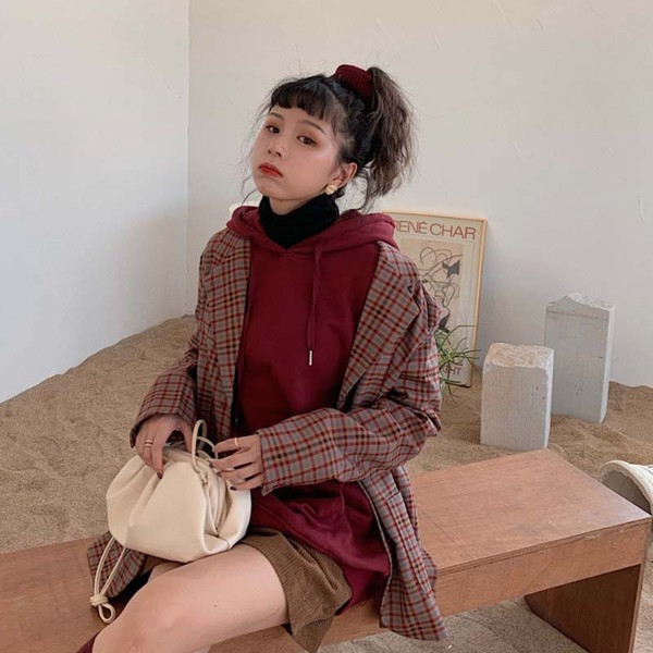 Γυναικείο φαρδύ φούτερ με κουκούλα