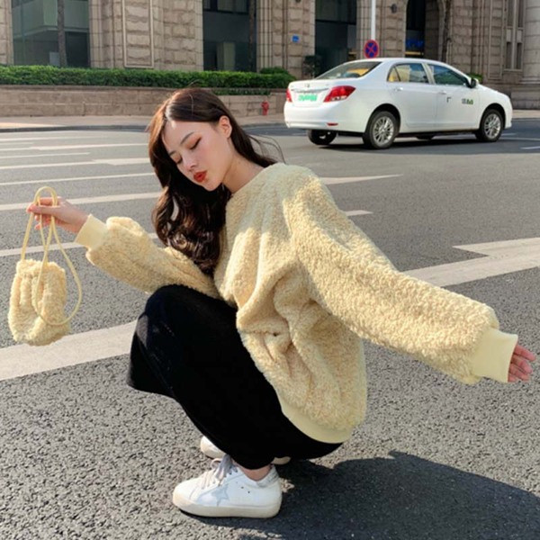 Γυναικεία φαρδιά μπλούζα σε τρία χρώματα