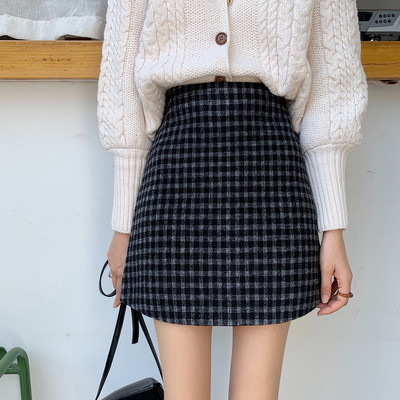 Σύντομη  καρό γυναικεία φούστα  σε δύο χρώματα και υψηλή μέση