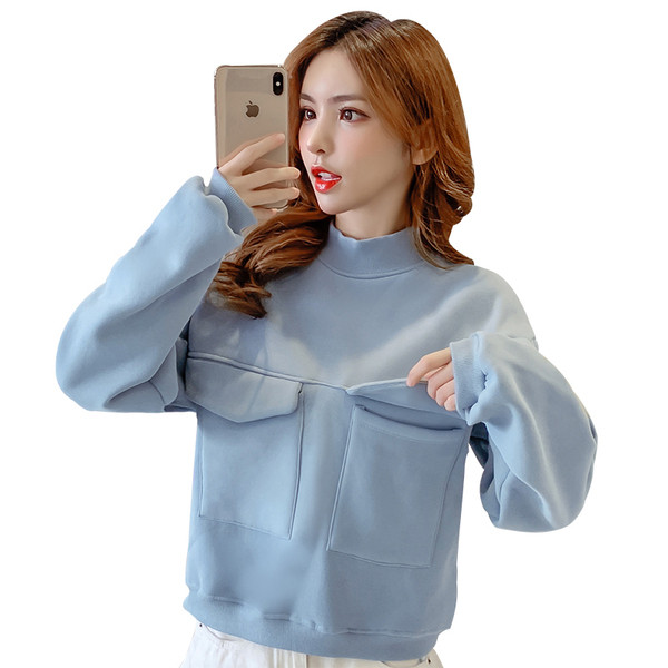 Μοντέρνα γυναικεία μπλούζα με τσέπες και κολάρο με μπλε και πράσινο χρώμα