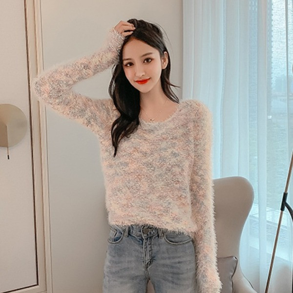 Χρωματιστό γυναικείο πουλόβερ  με λαιμόκοψη O σε διάφορα χρώματα