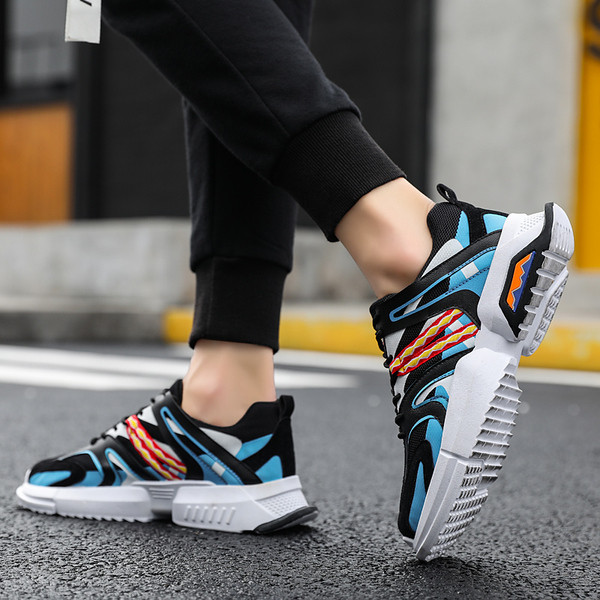 Tenisi casual barbatesti cu sireturi si model in trei culori