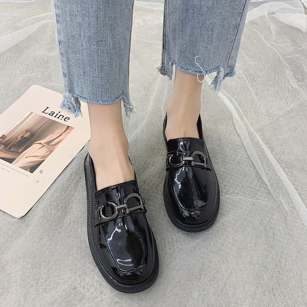 Pantofi casual dama cu element metalic in negru