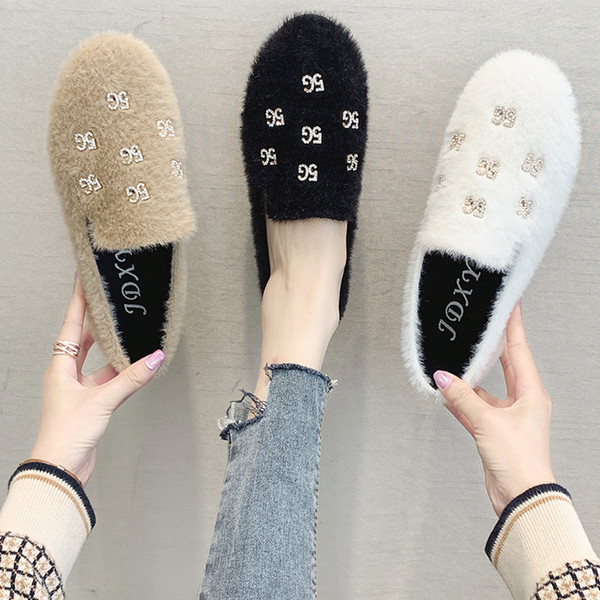 Pantofi casual de damă în puf în negru, alb și bej