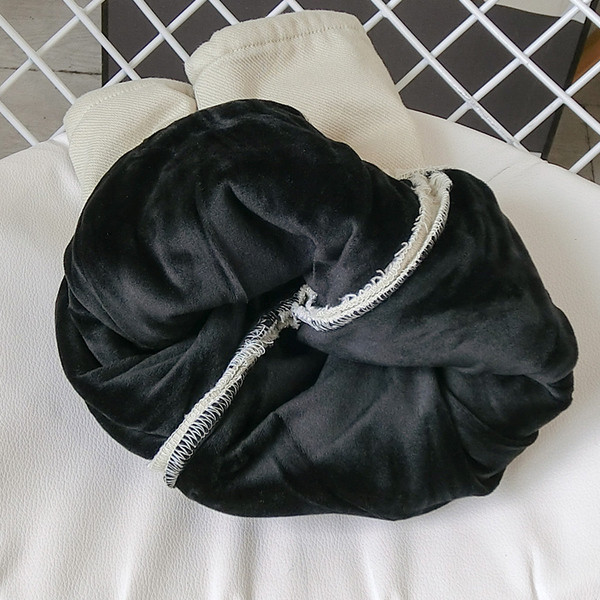 Pantaloni moderni pentru copii pentru baieti in verde, bej si negru