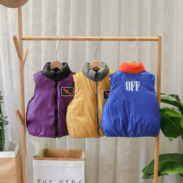 Vesta pentru copii model nou pentru baieti cu fermoar in negru, portocaliu si gri