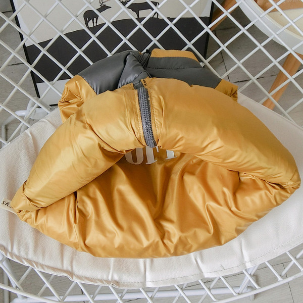 Vesta pentru copii model nou pentru baieti cu fermoar in negru, portocaliu si gri