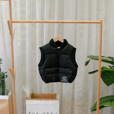 Νέο μοντέλοπαιδικό γιλέκο για αγόρια σε μαύρο και μπεζ χρώμα