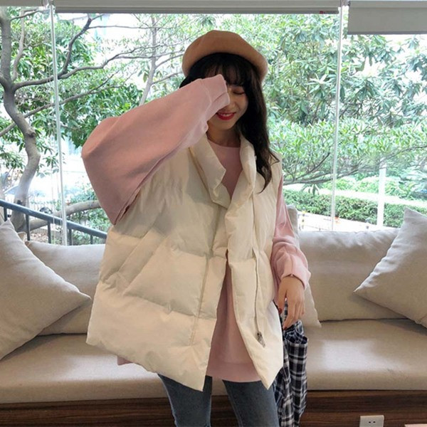 Vesta de dama alb si negru cu fermoar si buzunare