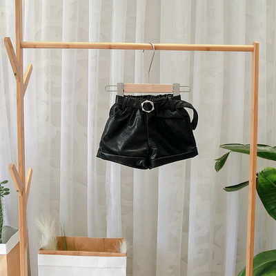 Нов модел детски къси панталони за момичета в черен,зелен и бежов цвят