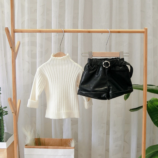 Нов модел детски къси панталони за момичета в черен,зелен и бежов цвят