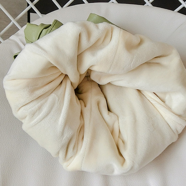 Нов модел детски къси панталони за момичета в черен,зелен и бежов цвят