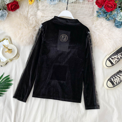 Bluza de dama din catifea decorata cu pietre in mai multe culori