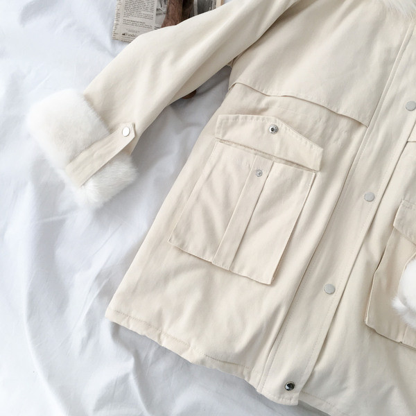 Geaca de dama model nou cu gluga si captuseala moale in bej si roz