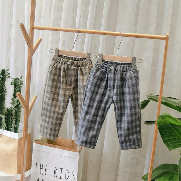 Детски карирани панталони за момчета в сив и кафяв цвят