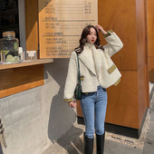 Palton scurt subțire de puf de culoare albă