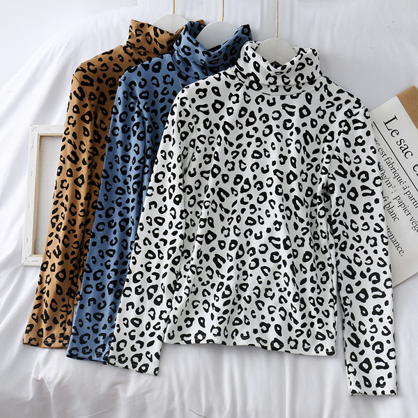 Καθημερινή γυναικεία μπλούζα με κολάρο και ζωικό μοτίβο σε διάφορα χρώματα