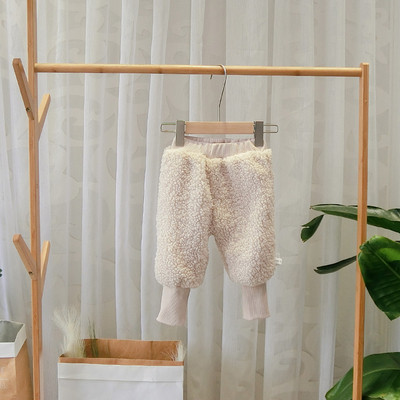 Új modell gyereknadrág fiúknak barna, zöld, bézs és fehér színben