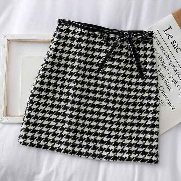 Κομψή  γυναικεία καρό φούστα  με κορδέλα και ψηλή μέση