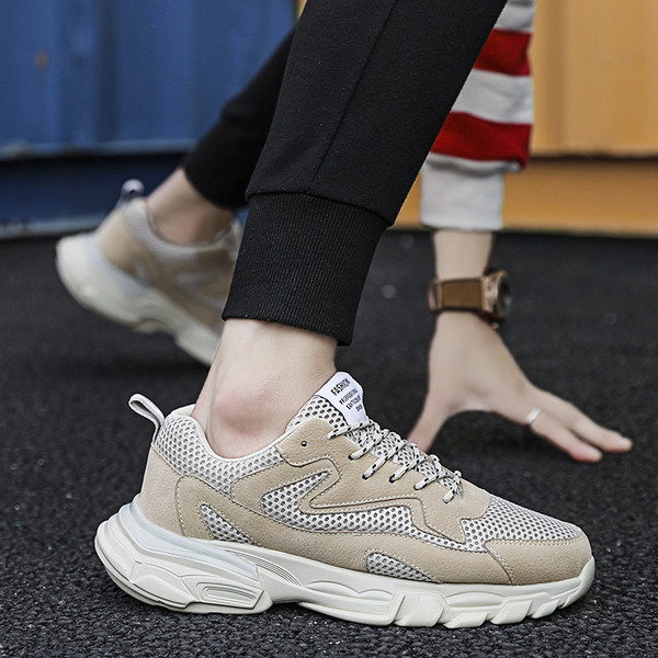 Αθλητικά ανδρικά παπούτσια με δεσμούς σε τρία χρώματα