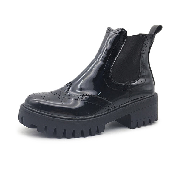 Cizme de dama stilate cu talpa aspra de culoare neagra - doua modele