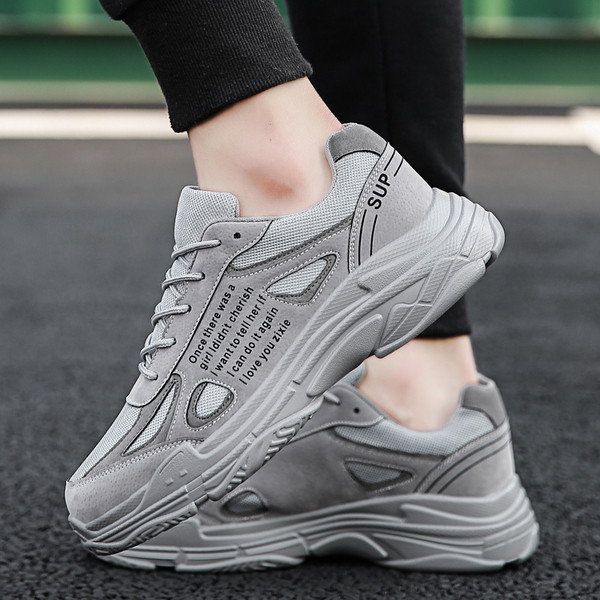 Αθλητικά γυναικεία  παπούτσια με κορδόνια και σκληρή σόλα σε τρία χρώματα