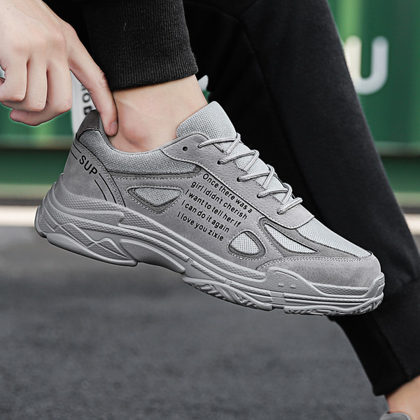 Αθλητικά γυναικεία  παπούτσια με κορδόνια και σκληρή σόλα σε τρία χρώματα