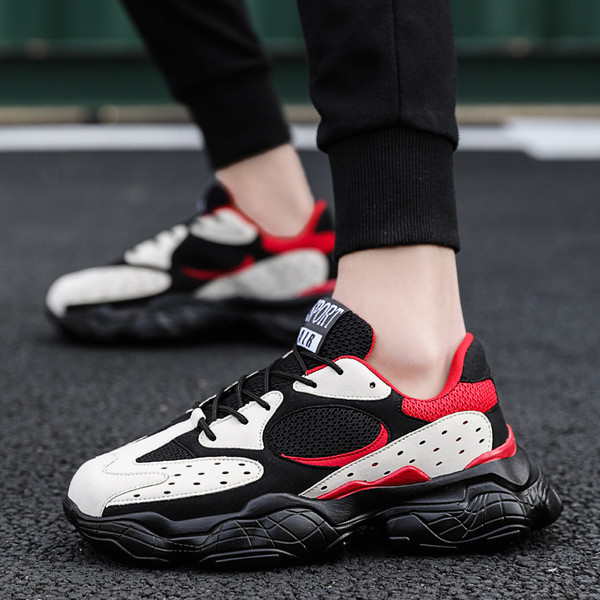 Férfi sportcipő fűzővel és durva talppal, három színben